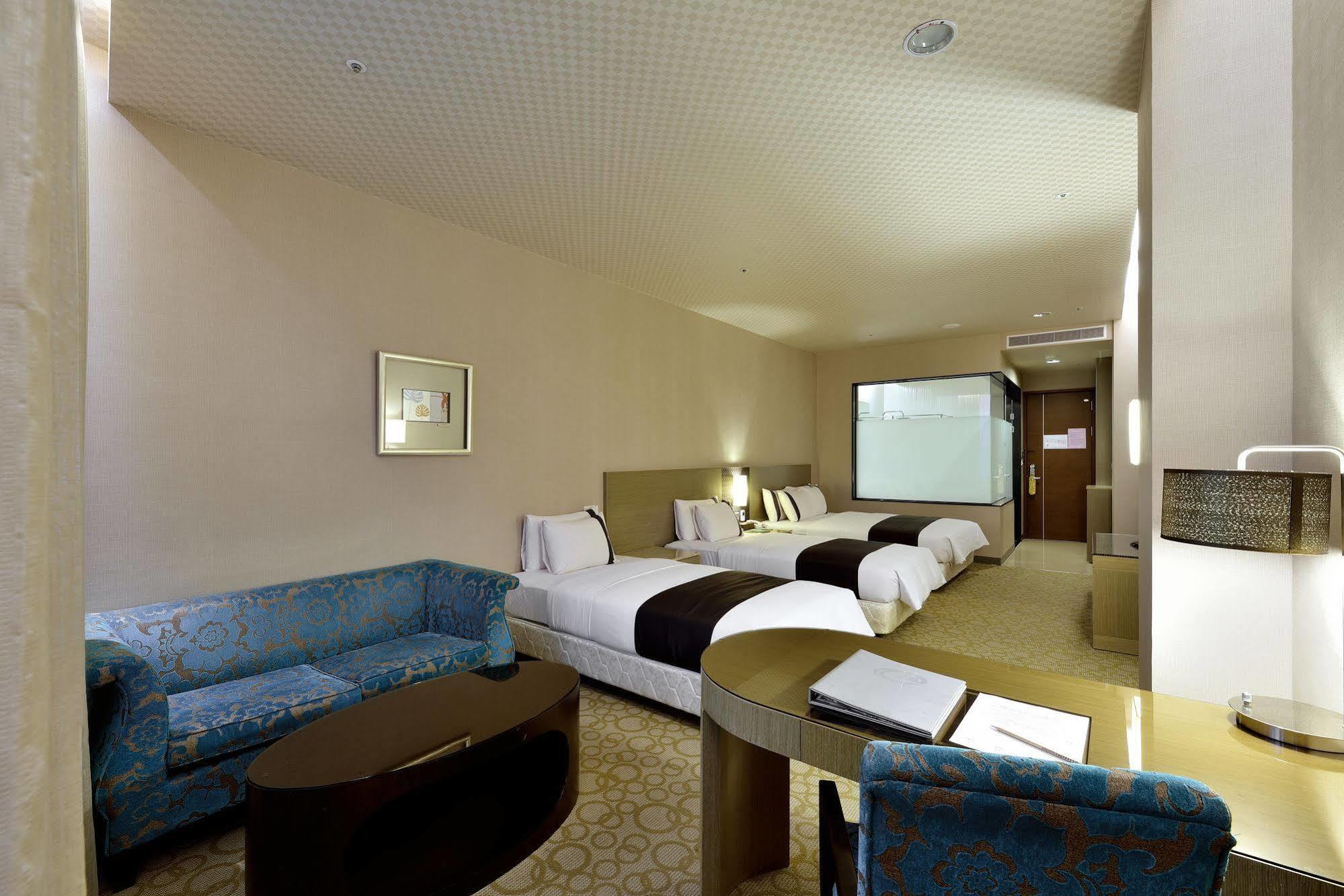 Shinkansen Grand Hotel Taichung Exteriör bild