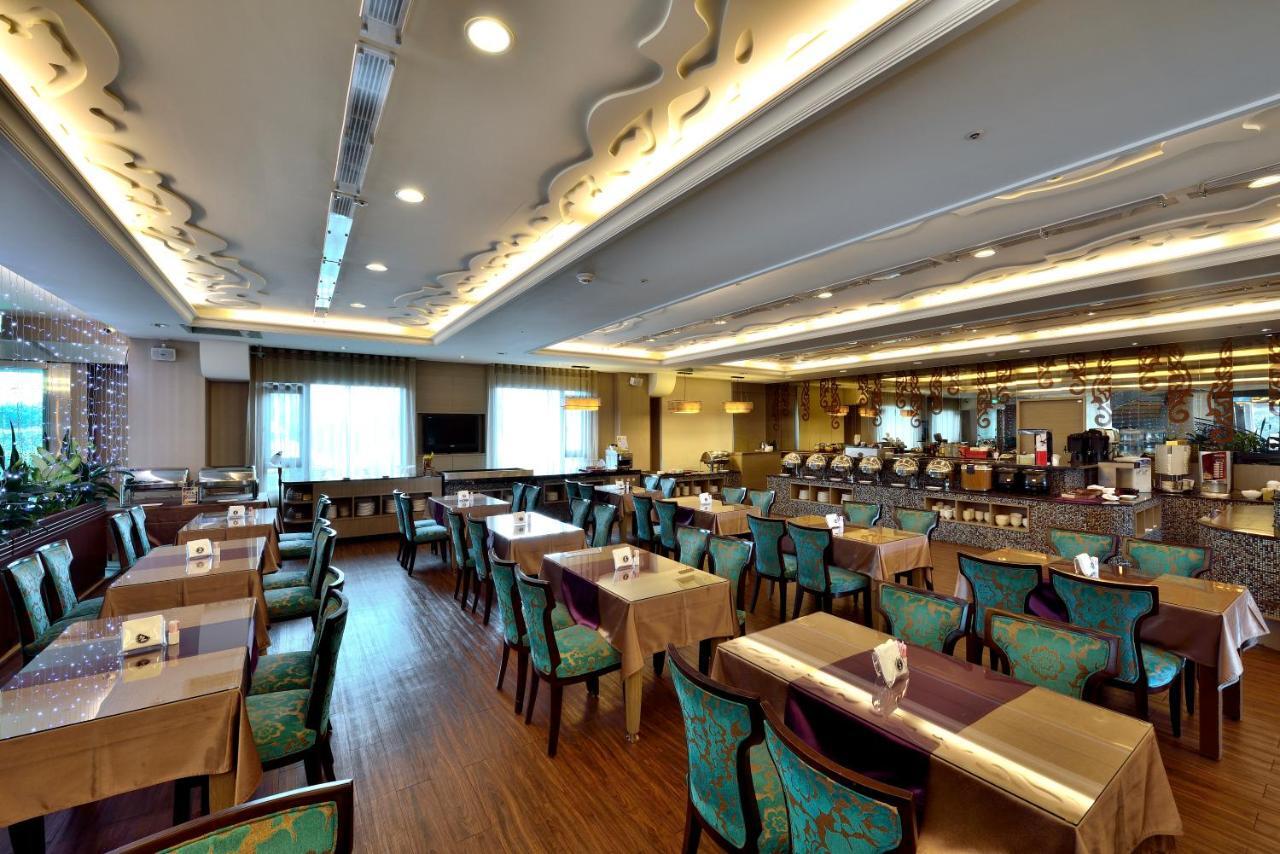 Shinkansen Grand Hotel Taichung Exteriör bild